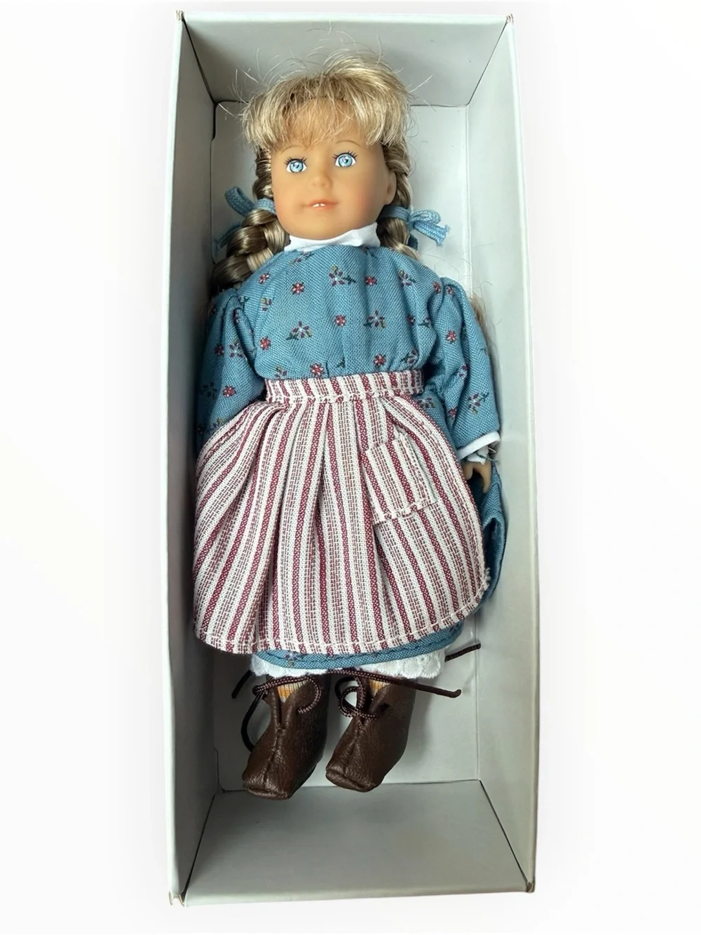 American Girl Kirsten Larson 6-Inch Mini Doll With Meet Kirsten Book